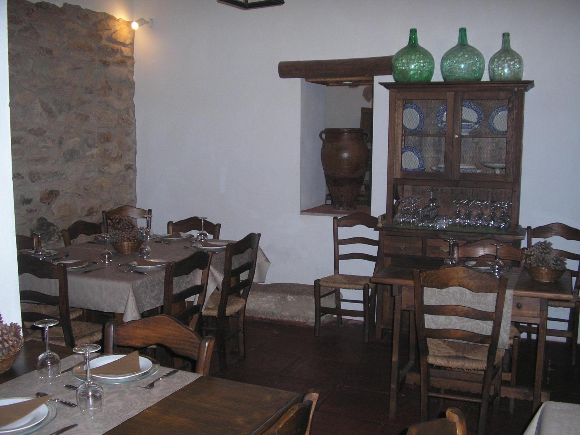 Pensjonat Casa Rural Y Restaurante Casa Adriano Alanís Zewnętrze zdjęcie